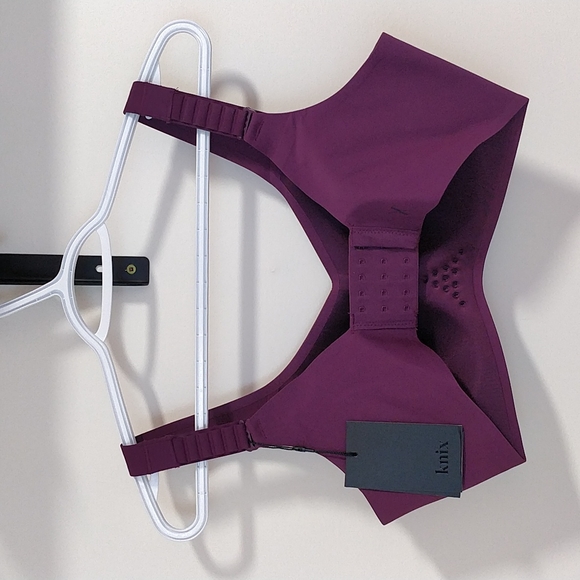 Knix Catalyst Sports Bra - Picture 3 of 7